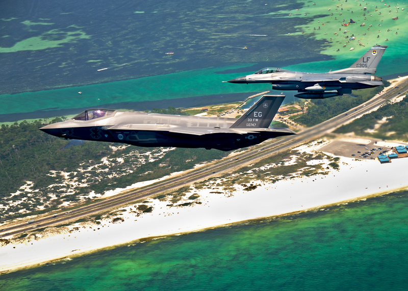 Illustration for article titled Airplane Porn: The First F-35 Arrives at Its First Home